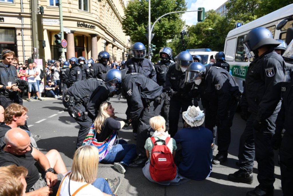 Berlin: Polizei räumt nächste Demo