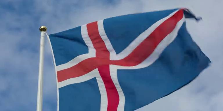 Island stellt erste Impfzertifikate zum Reisen aus