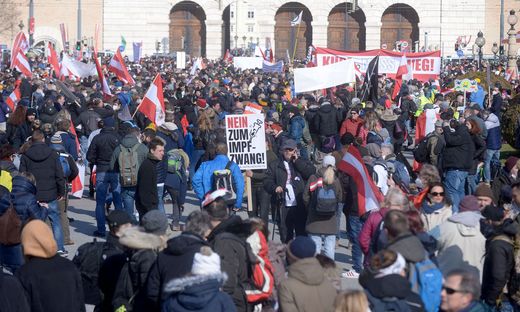 Gegen Corona-Maßnahmen: Zahlreiche Demos in Wien