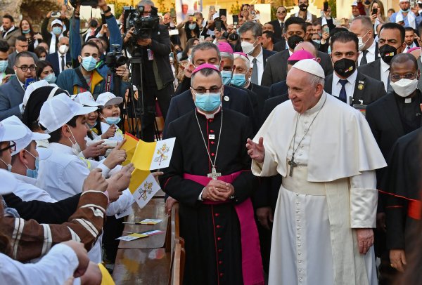 Papst feiert in Bagdad historische Messe