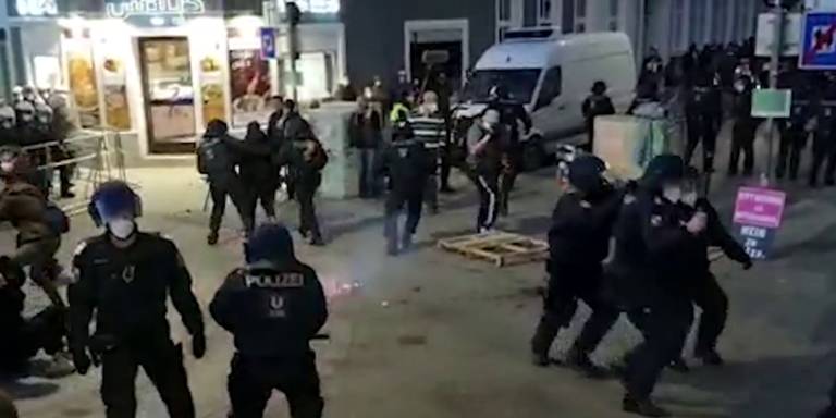 Ausschreitungen bei Demos in Ottakring: Verletzte, eine Festnahme