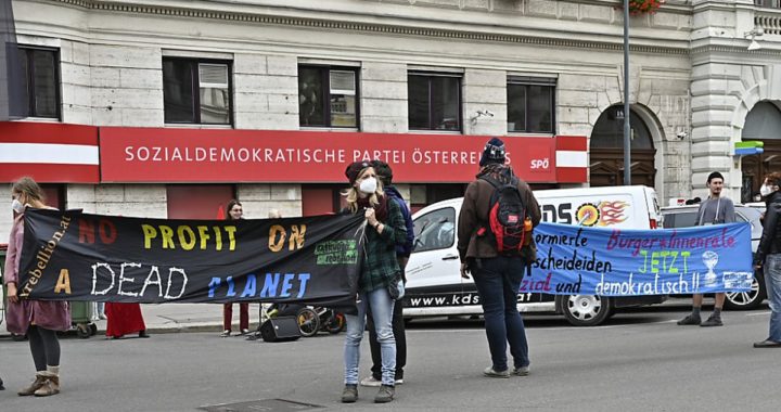Extinction-Rebellion-Aktivisten besetzten SPÖ-Zentrale