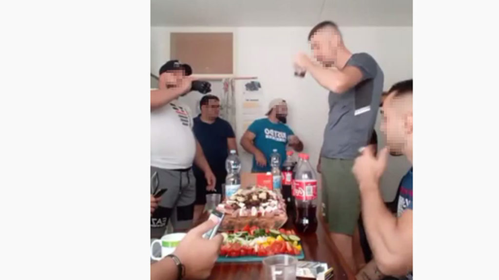 Skandal-Video zeigt Häftlinge beim Feiern