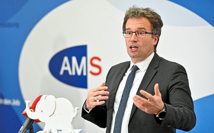 AMS-Chef Kopf erwartet bis zu 500.000 Kurzarbeiter
