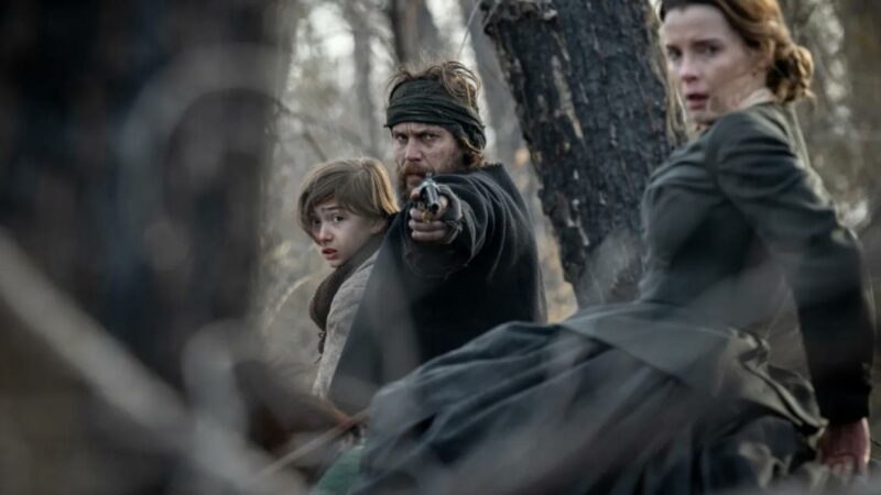 Geburt einer Nation aus Blut, Tod und Krieg: „American Primeval“