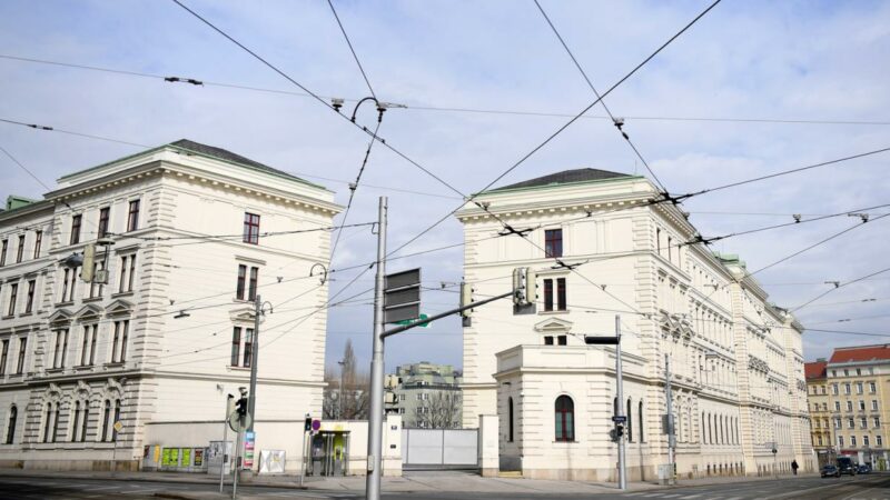 Geheimdienst bereitet sich auf FPÖ-geführte Regierung vor