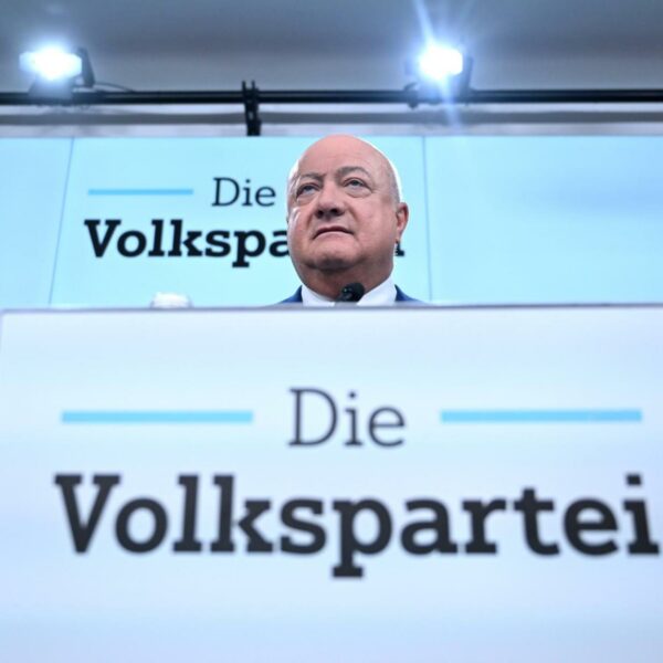 Kickl wird Kanzler, die ÖVP endgültig schwarz