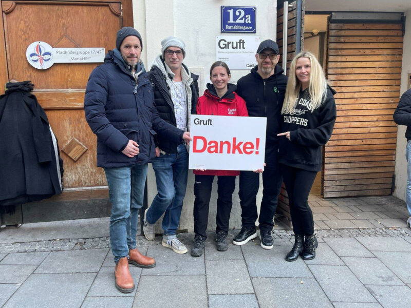 Trinken mit Sinn: Alkbottle-Comeback-Konzerte unterstützen die Gruft