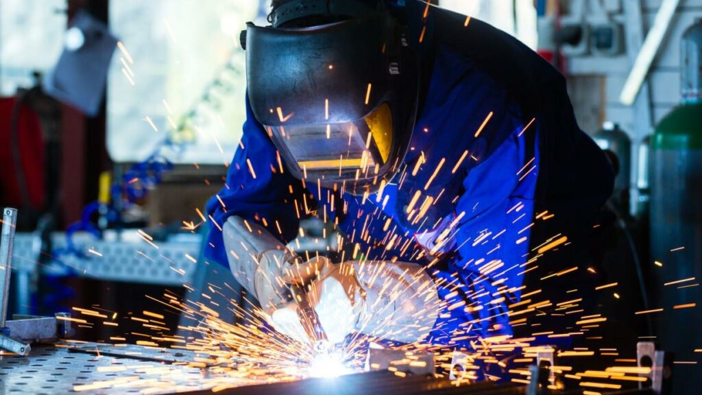 Wirtschaft im Musterbezirk Amstetten: “Steuern auf Nebelwand zu”