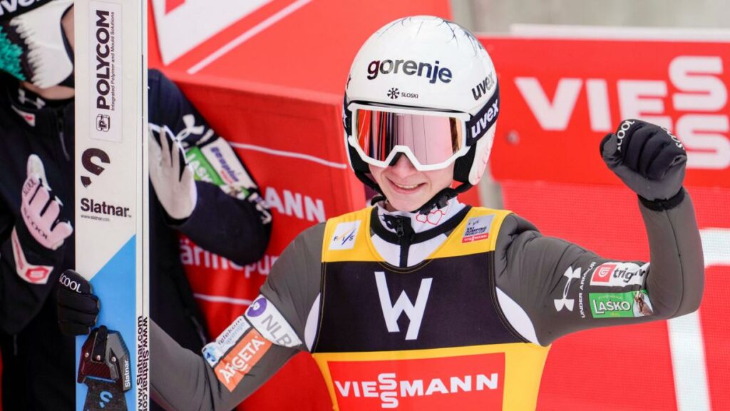 236 Meter in Vikersund: Neuer Weltrekord im Frauen-Skifliegen