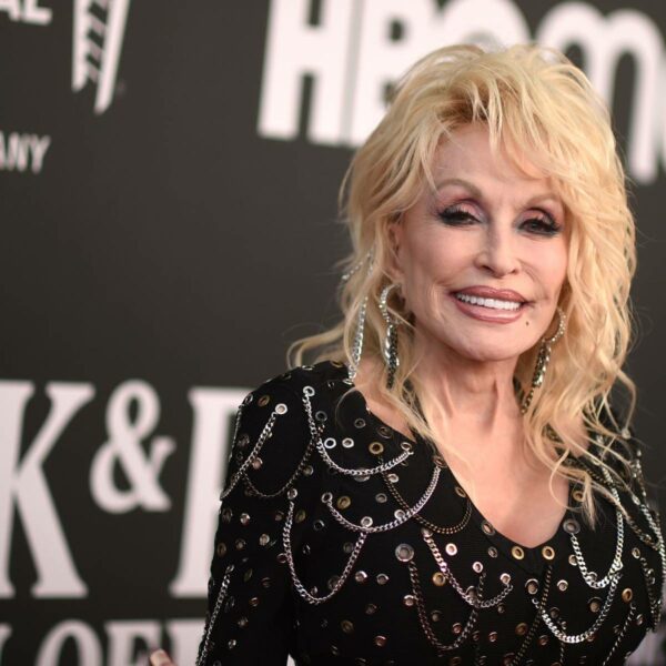 58 Jahre verheiratet: Dolly Parton dankt nach Tod ihres Mannes Carl für Anteilnahme