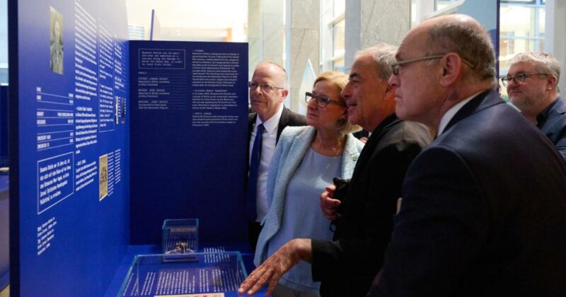 Ausstellung „Aus dem Leben gerissen“ gedenkt jüdischen Vertriebenen