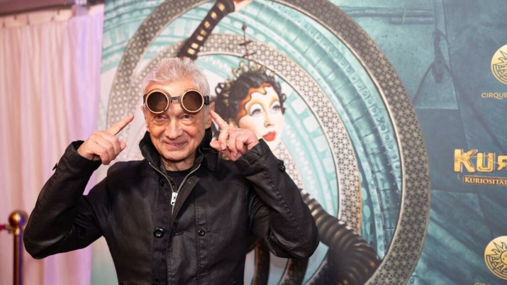 Cirque du Soleil entführte  die Promis in eine Traumwelt