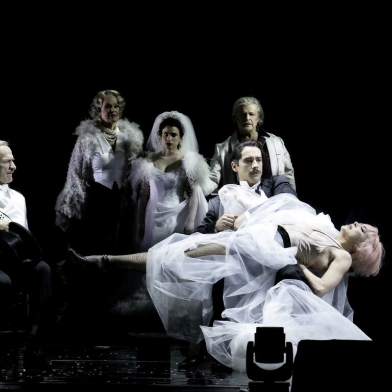 “Csárdásfürstin” an der Volksoper: “Das ist überhaupt keine lustige Operette”