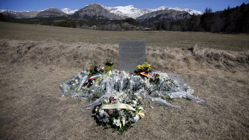 Doch kein Piloten-Suizid? Brisante Enthüllungen zum Germanwings-Absturz