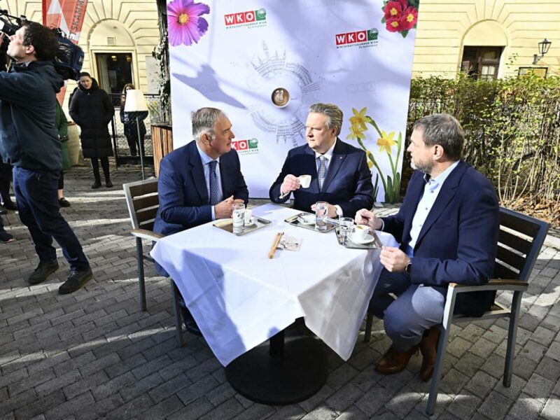 “Frühlingserwachen”: Ludwig und Ruck eröffneten Schanigartensaison