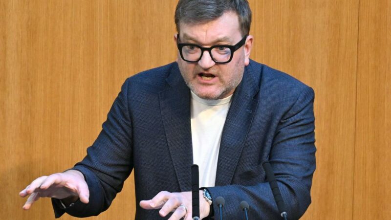 “Lebensplanung zerstört”: Grüne kritisieren Abschaffung der Bildungskarenz