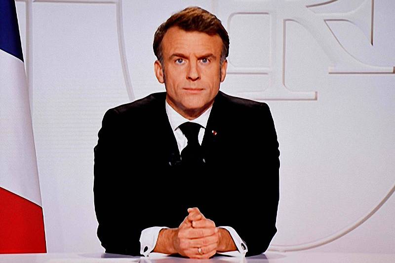Macron: Prüfen Schutz Verbündeter mit unseren Atomwaffen