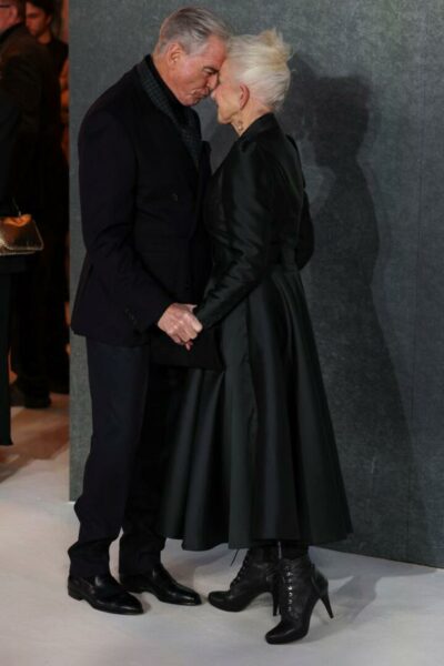 Pierce Brosnan und Helen Mirren innig auf dem roten Teppich: “Ich liebe sie über alles”