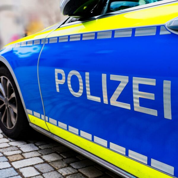 Tragödie in Tirol: Abgängiger 28-Jähriger tot am Innufer gefunden
