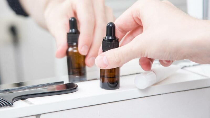 VKI warnt vor Risiken durch Retinol in Kosmetika