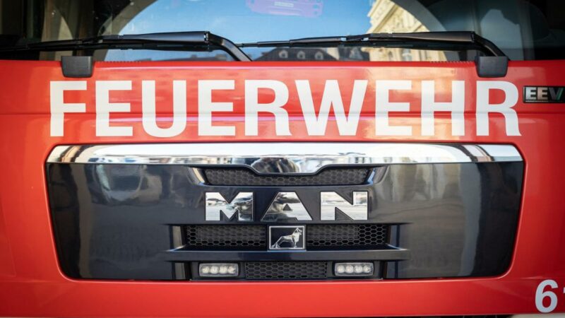 Vollbrand in Tirol: Großeinsatz rettet Menschen und Vieh