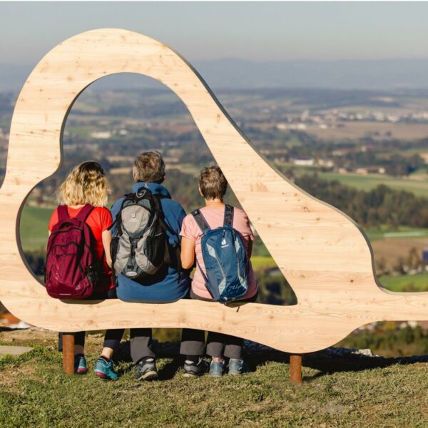 Vor Mostbirnblüte neuer Rundwanderweg mit Herz und Attraktionen eröffnet