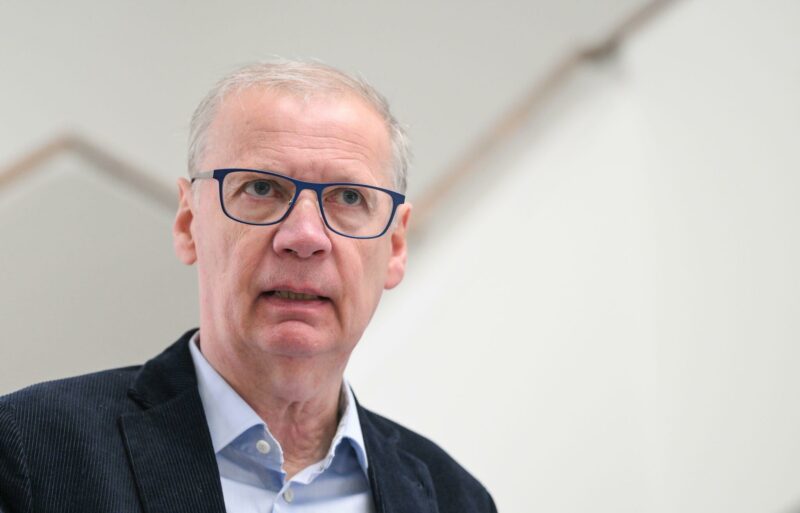 Worüber sich Günther Jauch 1983 bei Hans Rosenthal wunderte