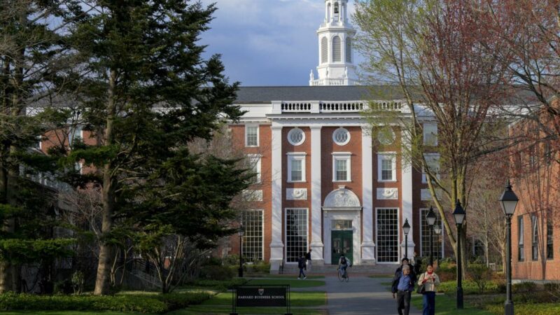 2,2 Milliarden Dollar weniger Zuschüsse: Harvard klagt gegen Trump-Regierung