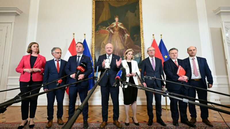 Budget-Sanierung: Match zwischen Fürstentümern und Zentralmacht