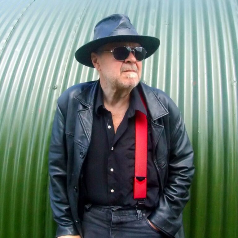 David Thomas, Mastermind der Avantgarde-Pop-Band “Pere Ubu”, ist tot