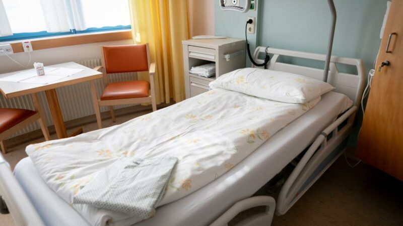 Energetiker statt Behandlung: 14-Jährige starb an Krebs – Strafe für Eltern erhöht