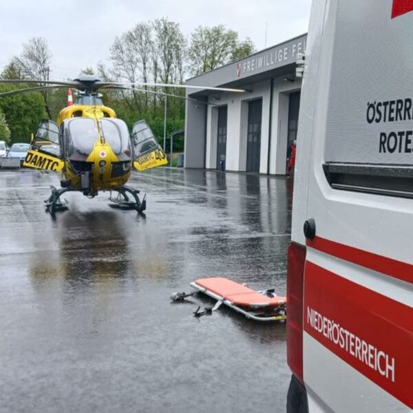 Erster Einsatz der Flugrettung am Gelände des Sicherheitszentrums in Haag