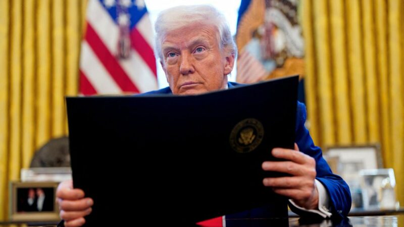 Kehrtwende um 180 Grad: Was Trump zu seiner Zollbremse bewegt hat