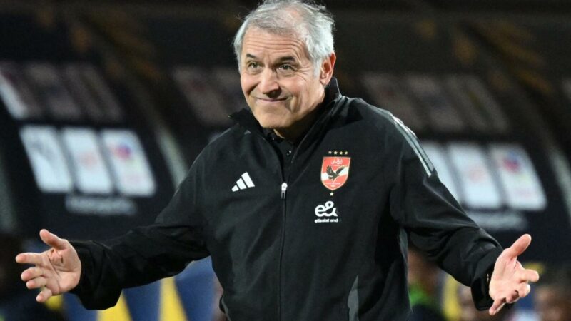Nach den Flaschenwürfen der Fans: Al-Ahly warf Ex-Teamchef Koller hinaus