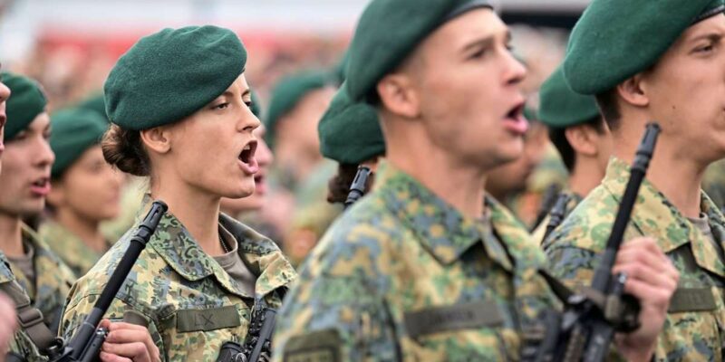 Offiziersgesellschaft-Präsident möchte Wehpflicht für Frauen
