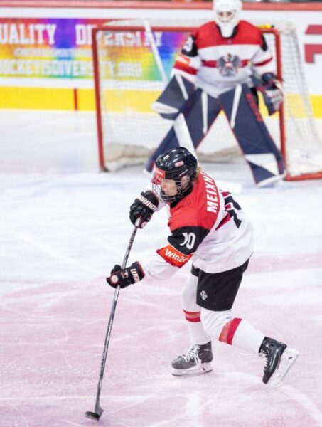 Österreichs Eishockey-Frauen sind auf bestem Wege in die A-WM