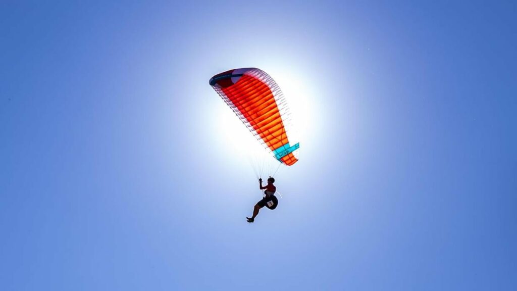 Paragleiter prallte im Mühlviertel gegen Telefonmast