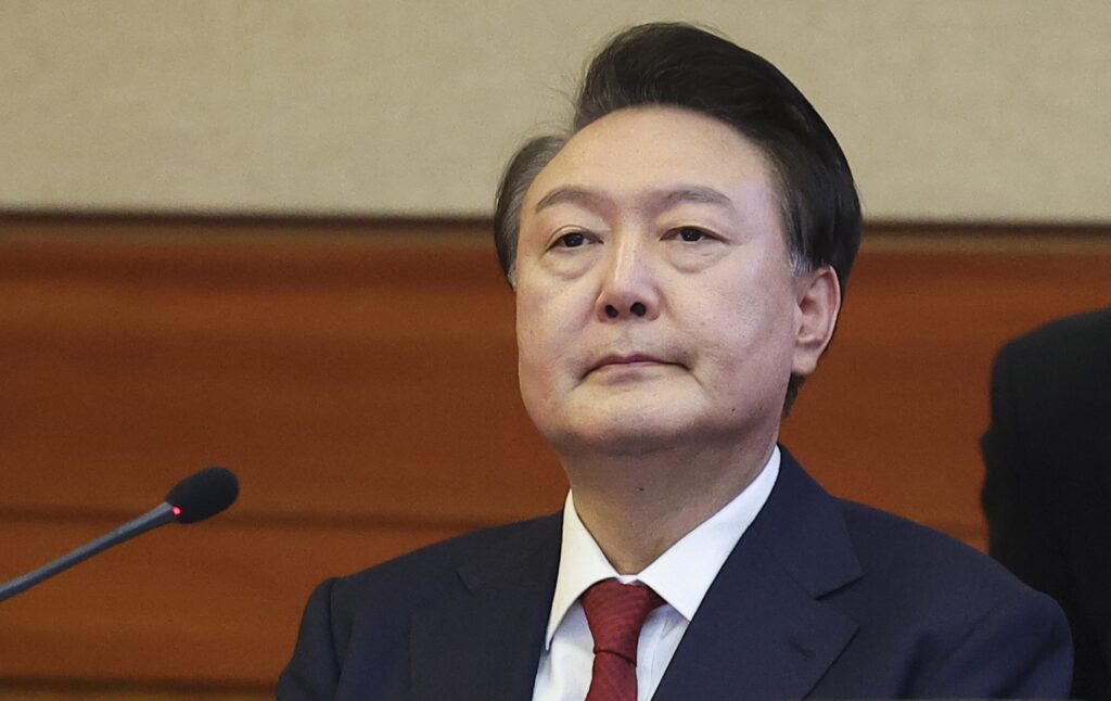 Präsident Yoon gestürzt: Eine neue Ära für Südkoreas Demokratie?