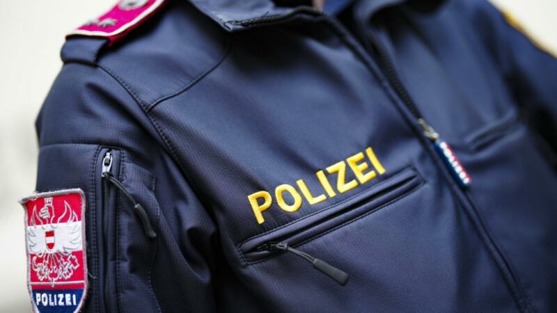 Schmuggelversuch am Flughafen: 23 Kilogramm Cannabis im Koffer