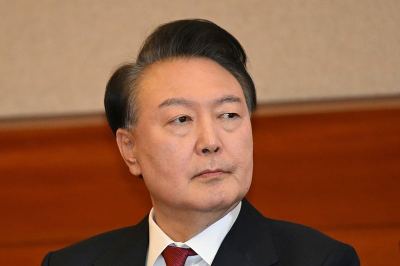Südkorea: Präsident Yoon des Amtes enthoben