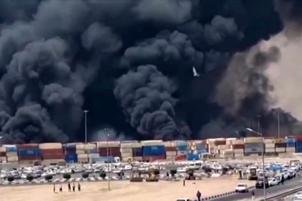 Über 400 Verletzte nach Hafen-Explosion im Iran