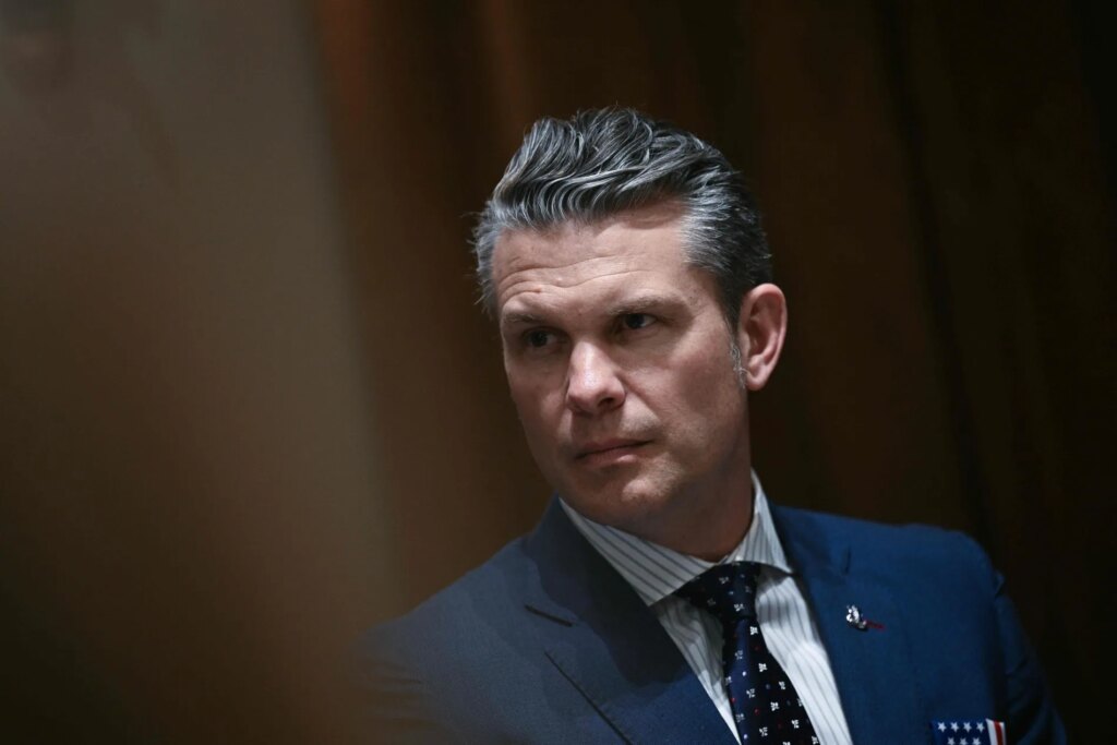 US-Verteidigungsminister teilte Angriffspläne offenbar auch in Familien-Chat US-Verteidigungsminister teilte Angriffspläne offenbar auch in Familien-Chat
