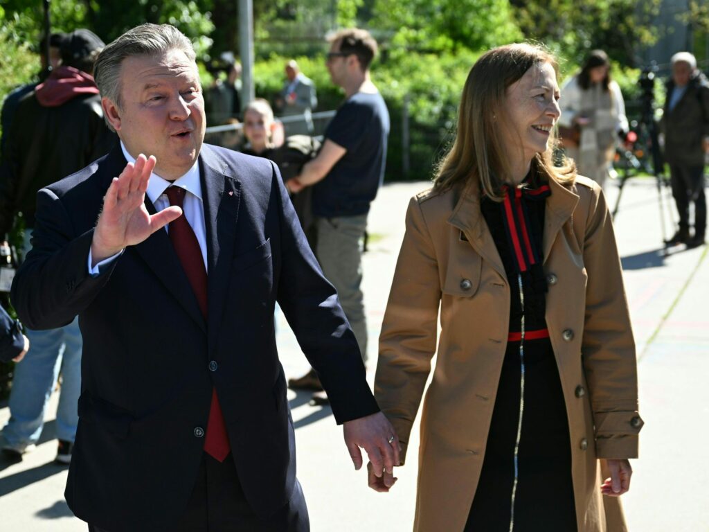 Wien-Wahl: SPÖ in Trendprognose trotz Verlusten klar vorne, FPÖ verdreifacht sich Wien-Wahl: SPÖ in Trendprognose trotz Verlusten klar vorne, FPÖ verdreifacht sich
