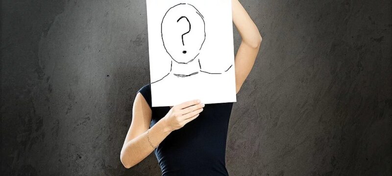 Anonymes und Anklagen