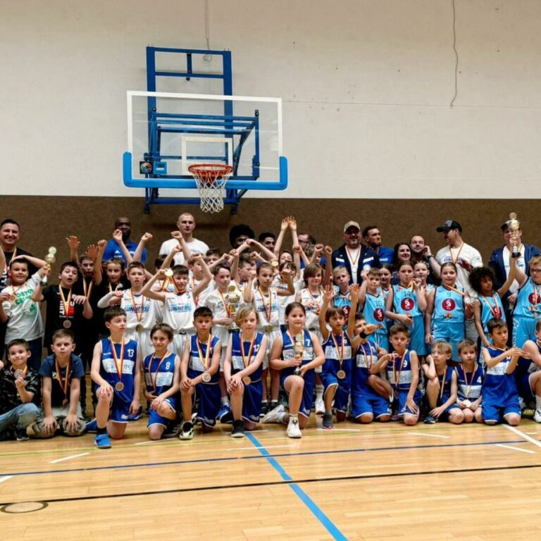 Basketball-Euphorie im Burgenland: Leidenschaft, die Leiden schafft Basketball-Euphorie im Burgenland: Leidenschaft, die Leiden schafft