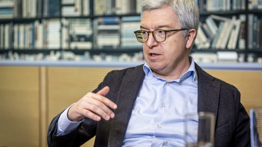 “Das Geschäftsmodell  Österreich hinterfragen“