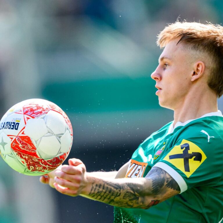 Neuer Ausrüster? Rapid könnte in Dressen aus Japan einlaufen