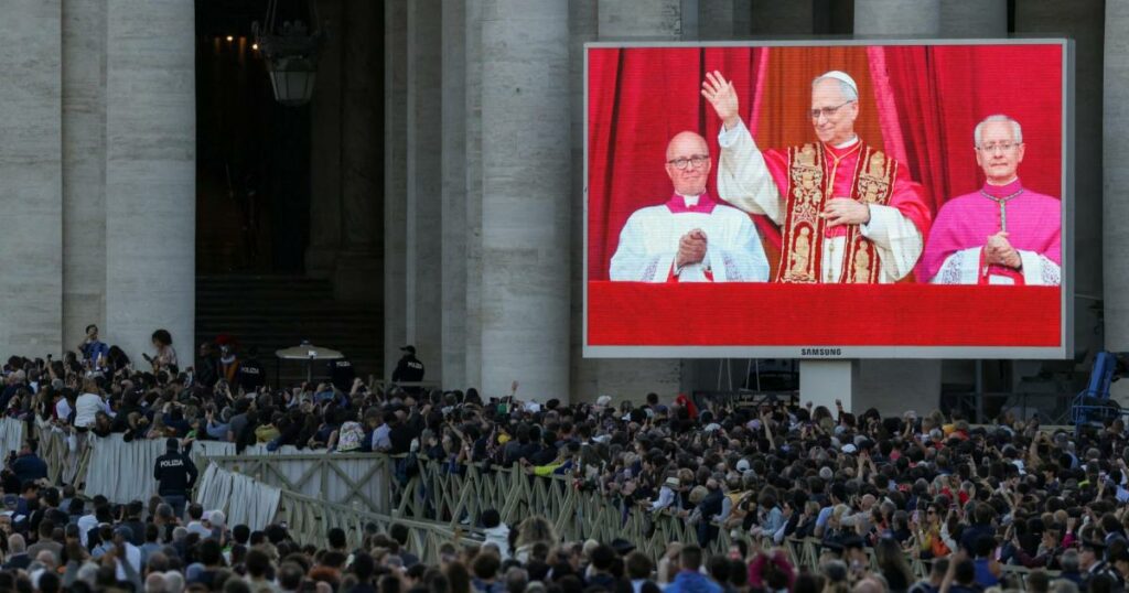 Neuer Papst Leo XIV.: “Zwei Amerikaner werden nun enorme Macht ausüben”