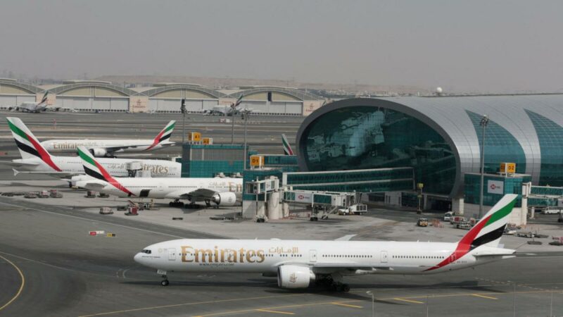 Polizeigewalt in Abu Dhabi: “Weil ich mit einer Frau verheiratet bin”